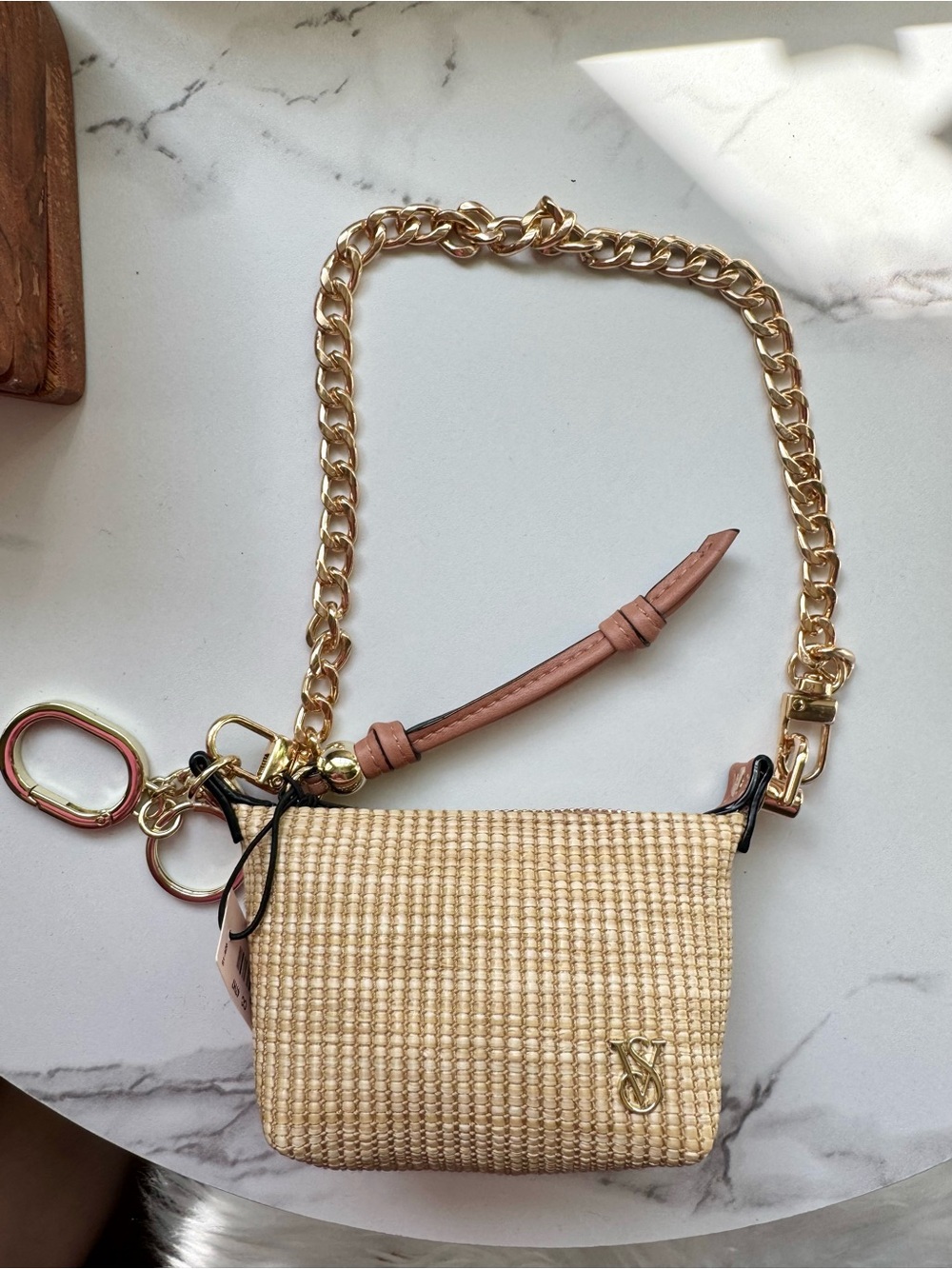 NEW! Victorias Secret woven Straw Mini bag with Gold Chain LIMITED EDITION!